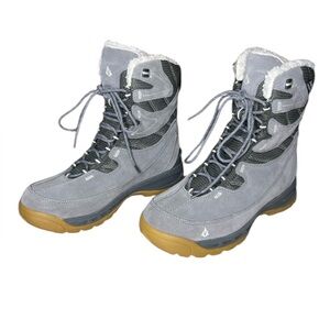 NWOT Vasque waterproof winter boots